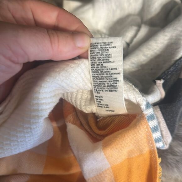 We The Free White Hooded Tunic with Colorful Sleeves S (5175) - Picture 6 of 6